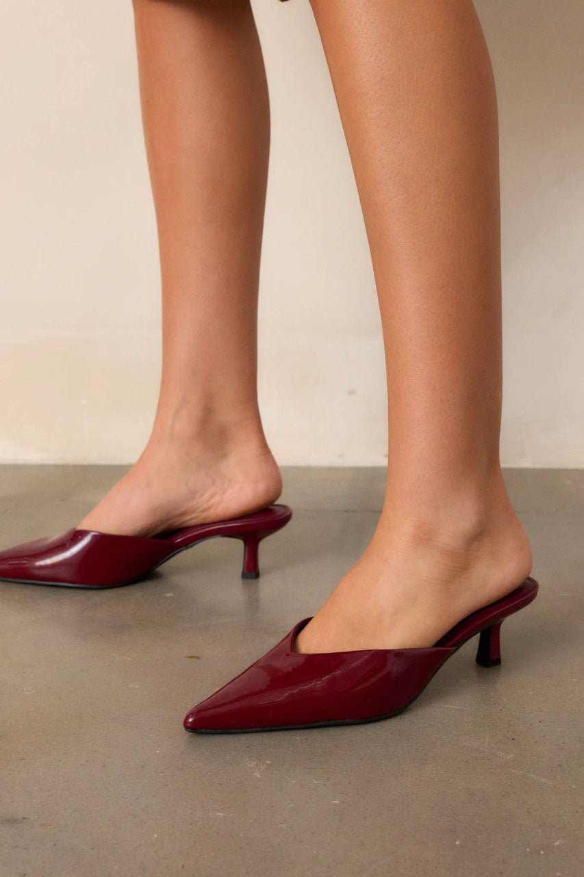 Crimson Luxe Heels SG-H012